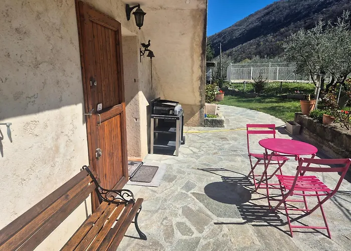 Apartment Dans Les Oliviers De Titi Et Bernard Entrevaux